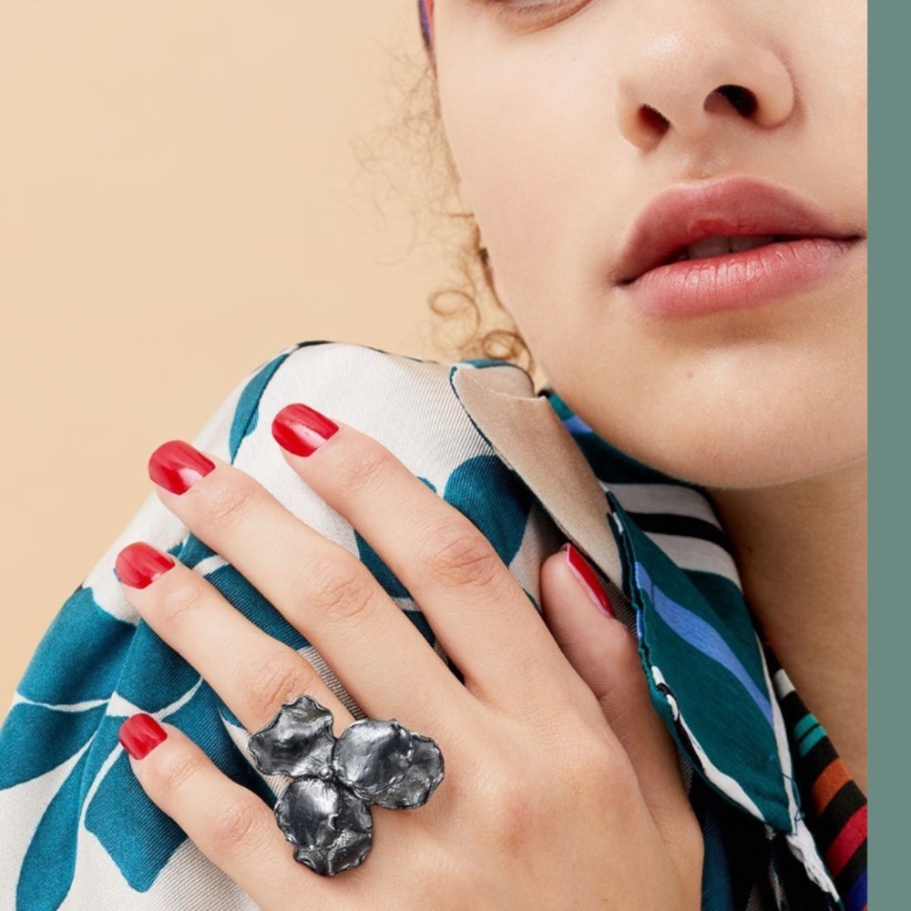 Panzè Adjustable Ring in Oxidized Silver